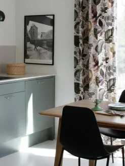 Adam och Eva beige-rosa gardiner