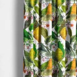 Citrus offwhite tyg – Ljus elegans med citrusdetaljer