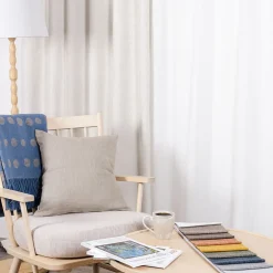 Cru offwhite mörkläggningsgardiner