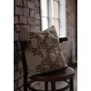 Dante nougat kuddfodral 48x48cm - tidlös charm för soffan och favoritfåtöljen