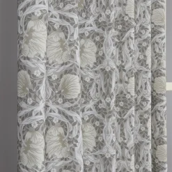 Grace beige gardiner - Klassisk blommig Arts and Crafts design