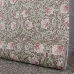 Grace brun tyg - Klassisk blommig Arts and Crafts design
