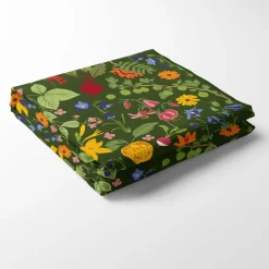 Hedemora grön blommig bordsduk