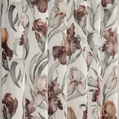 Iris offwhite gardiner – blomsterprakt på ljus botten
