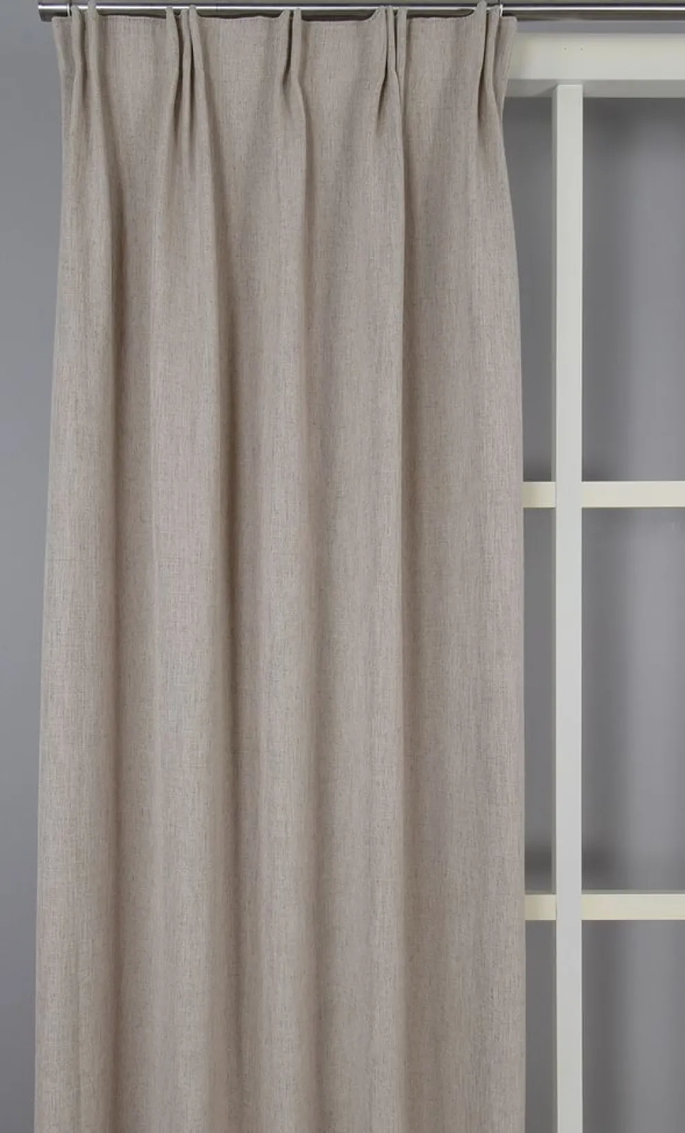 James linne gardiner – Modern linne-look med lyxigt fall
