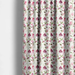 Luktärt rosa – blommigt tyg med klättrande luktärter