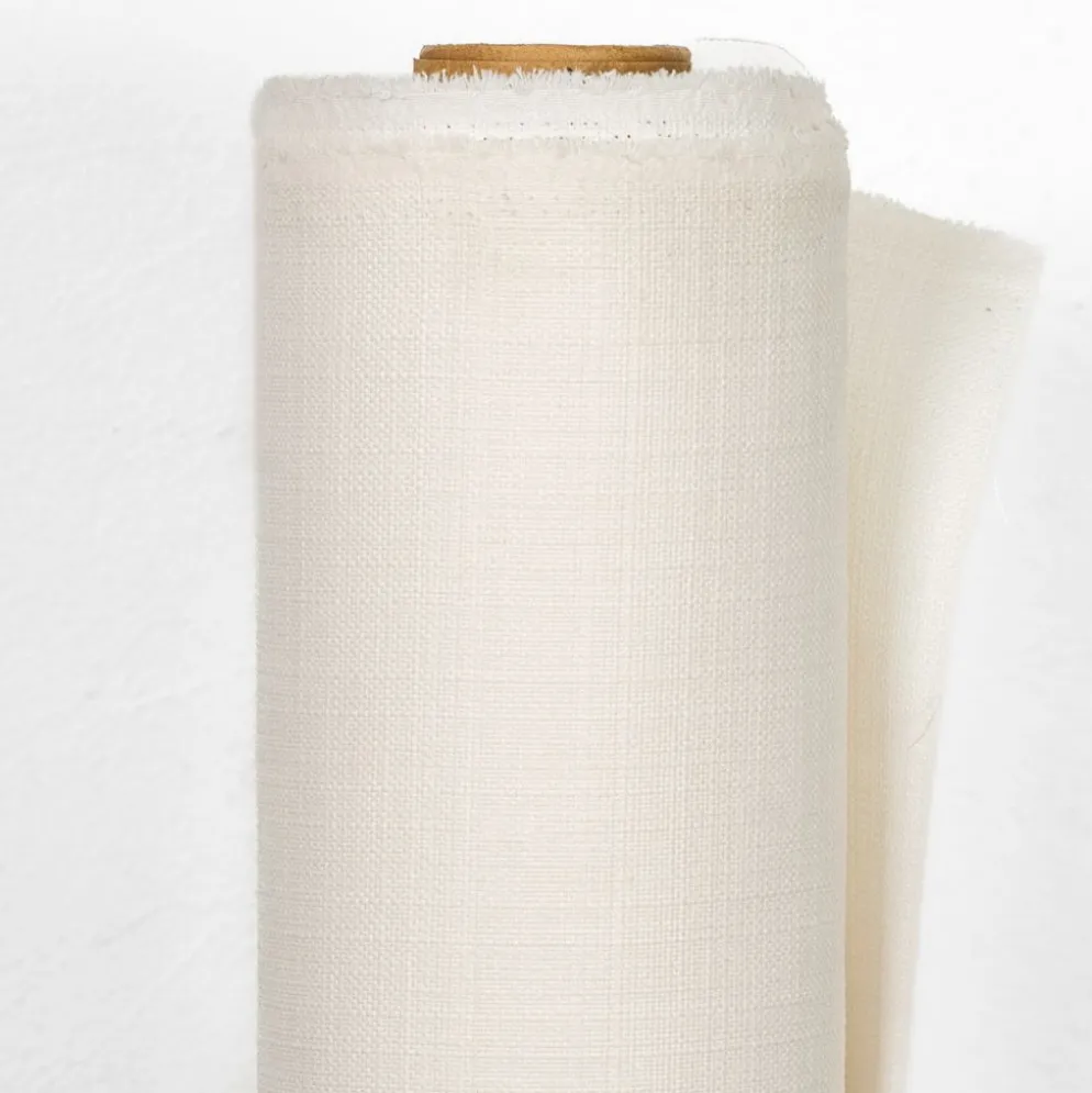 Milo offwhite gardintyg - Stilrent med fin struktur