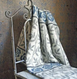 Rosengård grå-blå ullfilt 130x180cm- Kerstin Landström Design