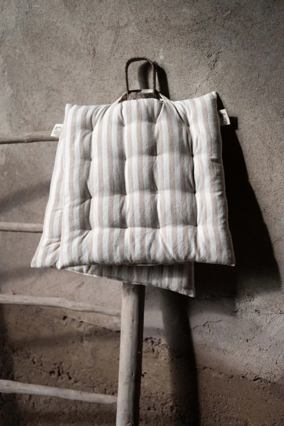 Svea sand sittdyna med handtag