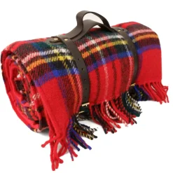 Tweedmill Picknickfilt Royal Stewart, Röd med Vattentät Baksida, 145 x 183 cm