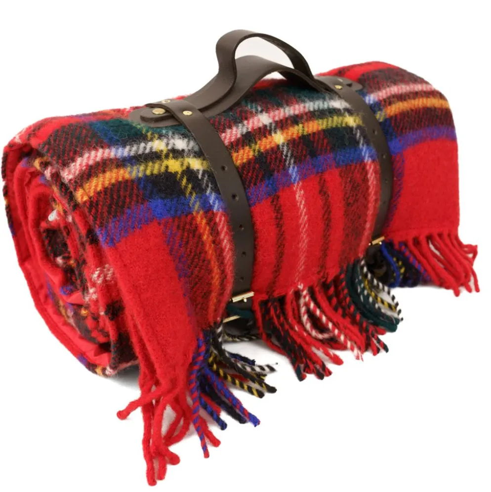 Tweedmill Picknickfilt Royal Stewart, Röd med Vattentät Baksida, 145 x 183 cm
